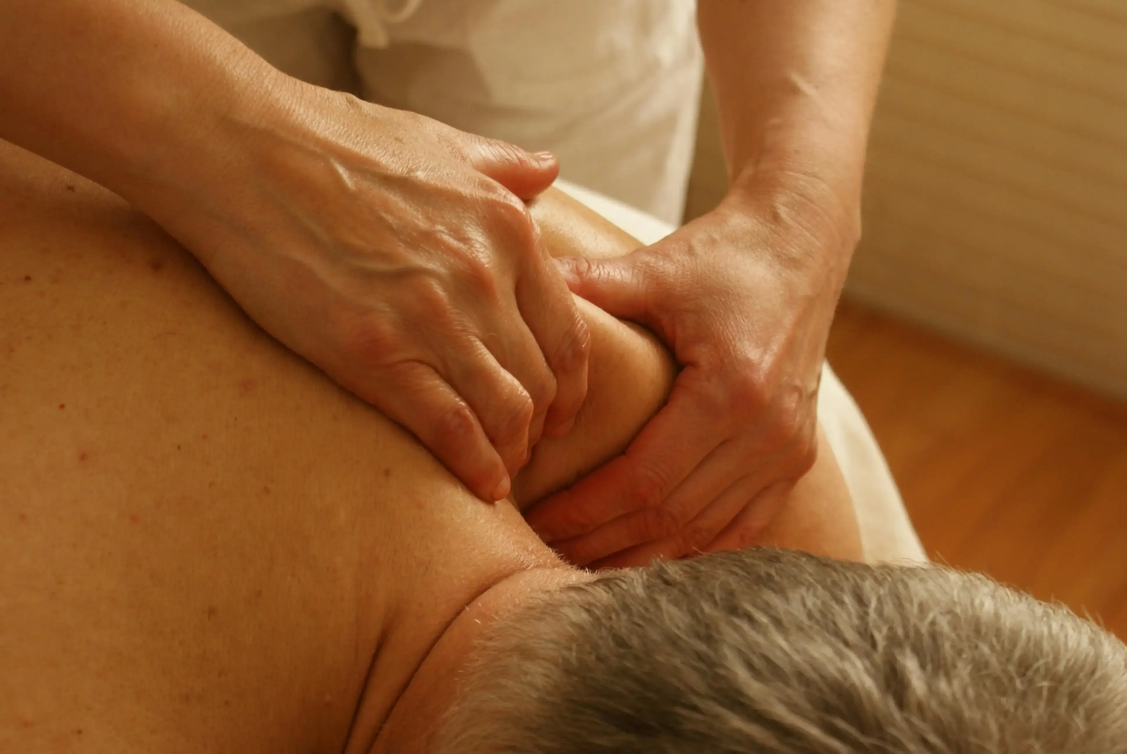 What to Expect from Your First Massage in Estepona